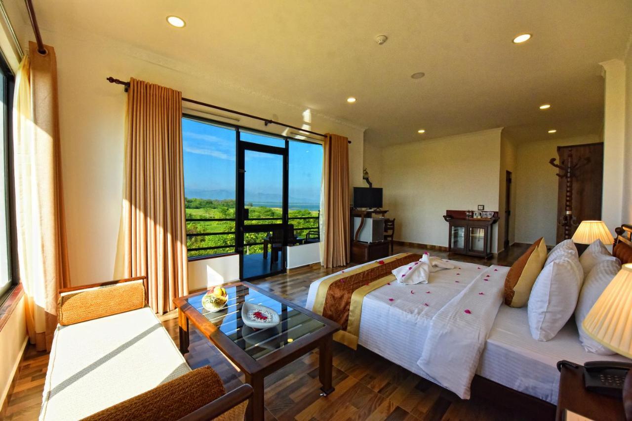 Hotel Centauria Wild Udawalawe Esterno foto