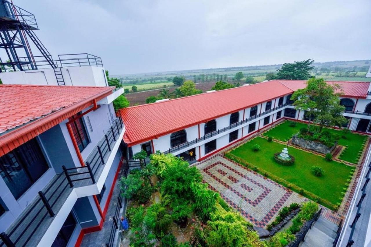 Hotel Centauria Wild Udawalawe Esterno foto