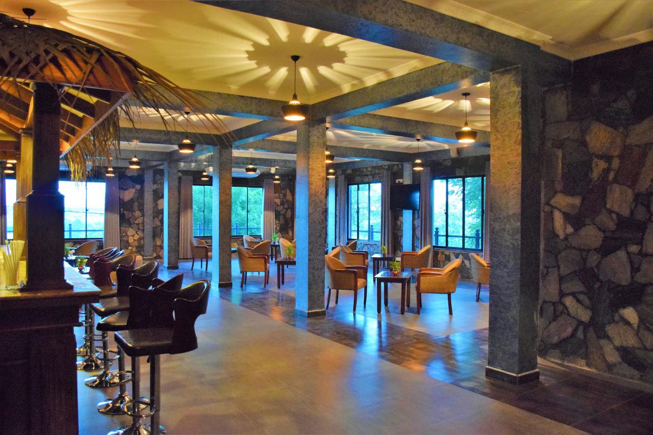 Hotel Centauria Wild Udawalawe Esterno foto
